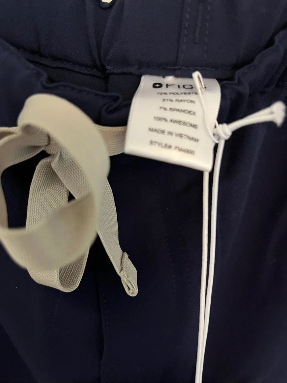 Figs nwt waistband